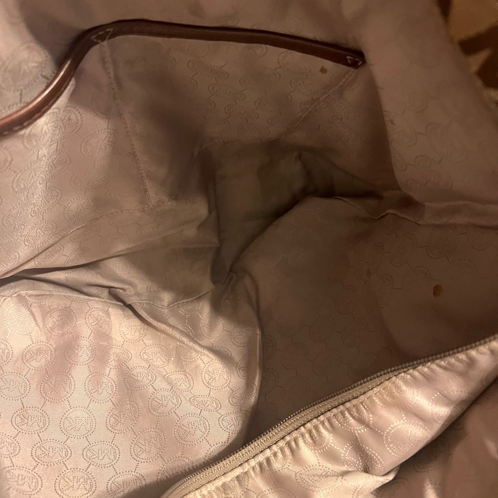 Mk purse - Picture 6 of 16